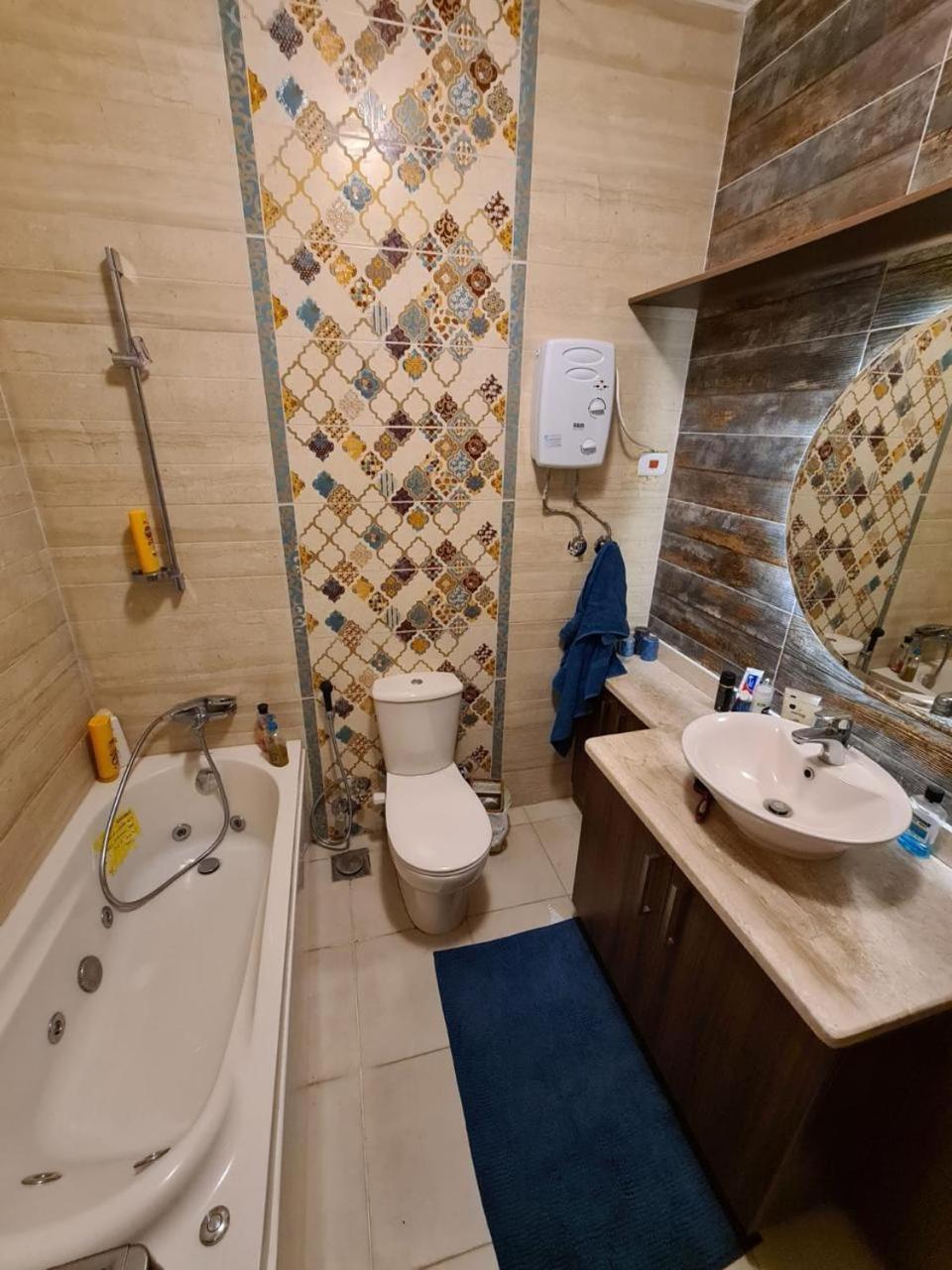 Apartment 2 Spacious Bedrooms Cairo